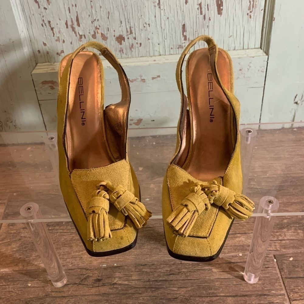 Women’s Bellini Hallie style chartreuse colored heels
